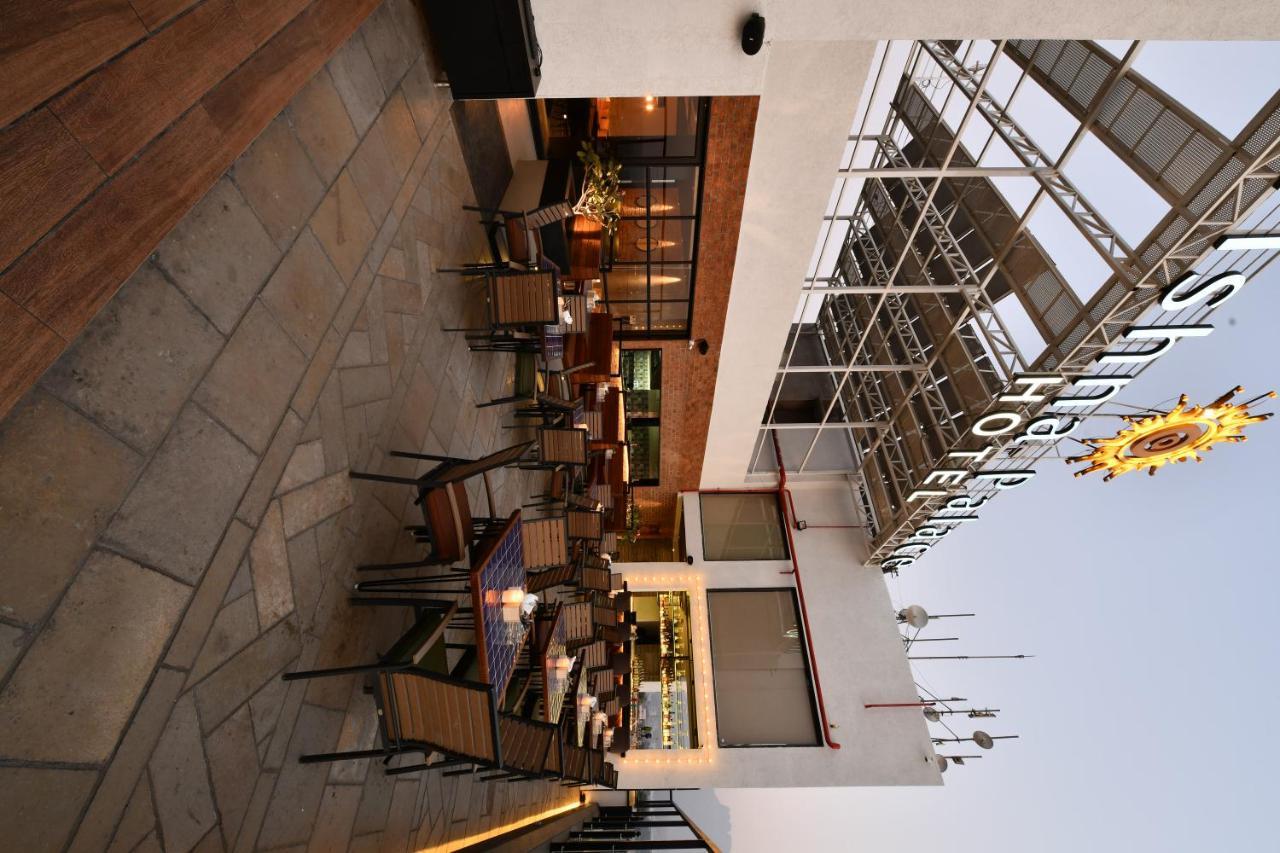 Krishna Palace Hotel - Ambernath Ambarnath Extérieur photo