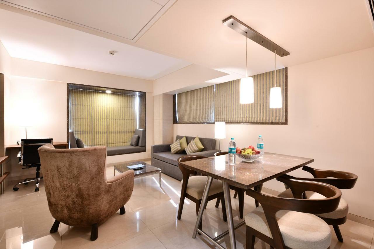 Krishna Palace Hotel - Ambernath Ambarnath Extérieur photo