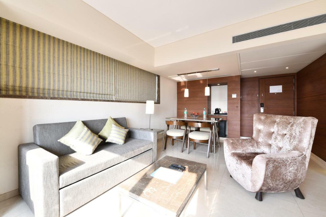 Krishna Palace Hotel - Ambernath Ambarnath Extérieur photo